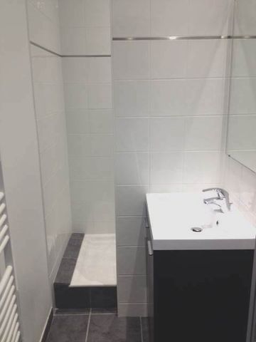 T2 Lyon 07 - Photo 3