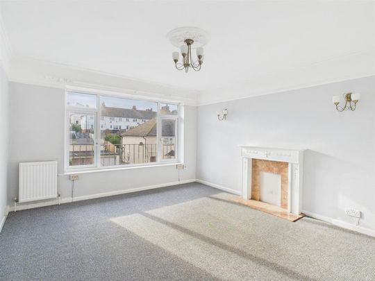 Cownwy Court, Park Crescent, Rottingdean, Brighton - Photo 1