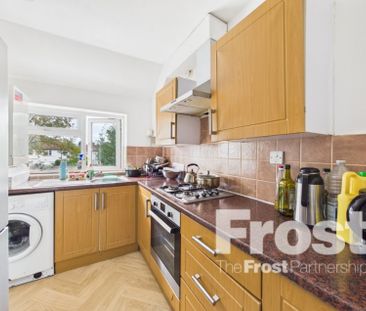 Wiltshire Avenue, Slough, Berkshire,SL2 - Photo 4