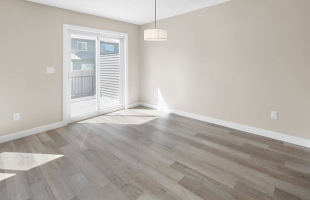 Edmonton Unfurnished townhouse Rental in Edgemount - Modern Living At It's Best In West Edmonton - Photo 1