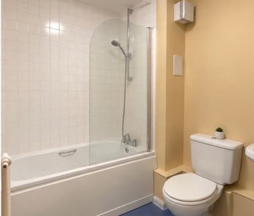 Room in a Shared Flat, Priestman Point, E3 - Photo 6