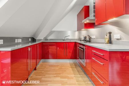 1 bedroom penthouse to rent - Photo 2