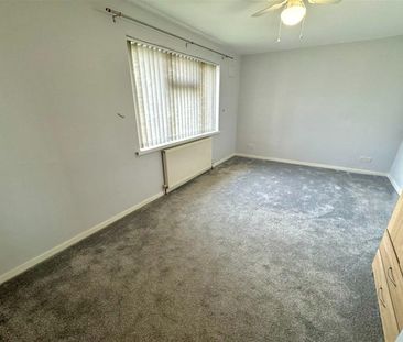 Colne Avenue, SO16 - Photo 5