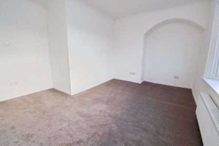 High Street, Brightlingsea, CO7 - Photo 4