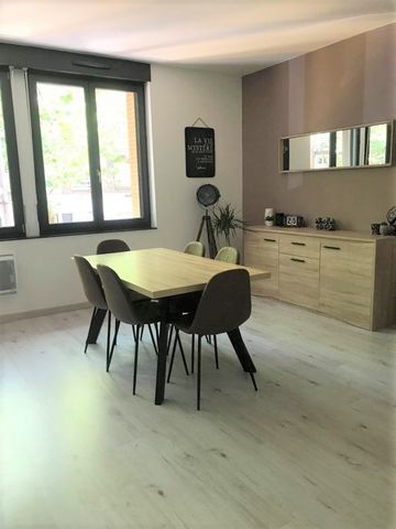 Location Appartement 2 pièces 56m² CALAIS 62100 - Photo 2