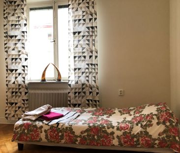 Råsundavägen, Solna - Photo 3