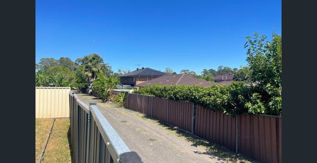 PRIVATE AND WALKING DISTANCE TO CBD - Photo 1