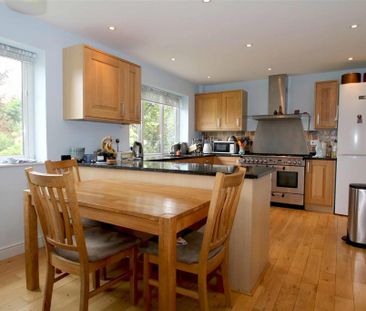 4 bedroom detached house to rent - Photo 5