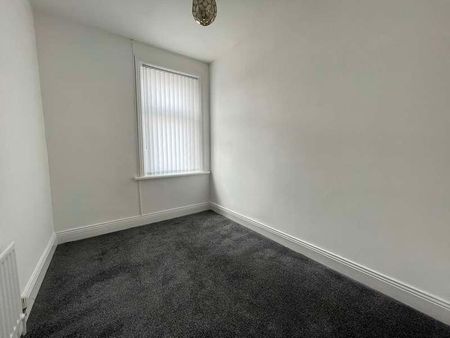 Esplanade, Whitley Bay, NE26 - Photo 3