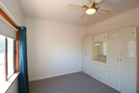 190 Ryan Street - Photo 2