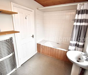 Hilltop Court, Manchester, M14 6LH - Photo 4