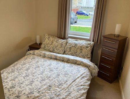 2 bedroom apartment to rent - Photo 3