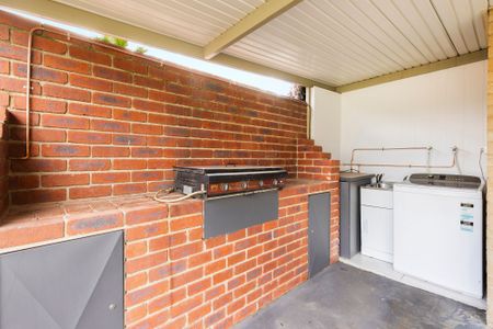 Freshly Renovated Family Gem - Photo 5