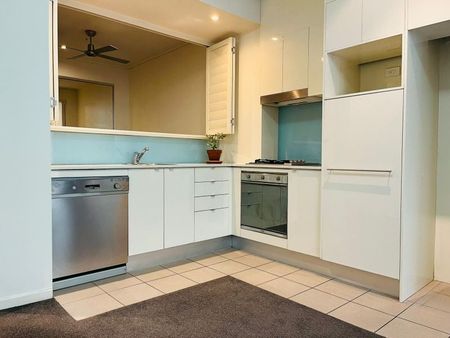 ONE BEDROOM WITH ENCLOSED BALCONY AND SECURED PARKING - Photo 3