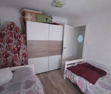 Piso de alquiler en Calle Francisco Montero Pérez, Los Ángeles - Photo 1