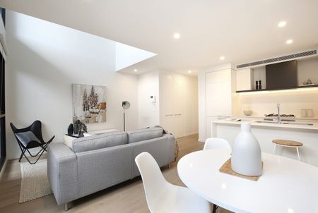 Ultimate Apartment in St Kilda Location - Photo 5