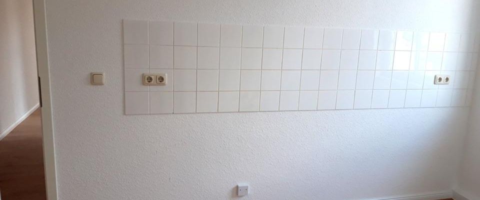 Groß, hell, 2 Zi. mit Ausblick auf den Markt! Breitbandinternet! - Photo 1