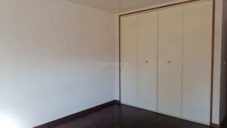 Apartamento T3 para Arrendamento com Arrecadação - Photo 4