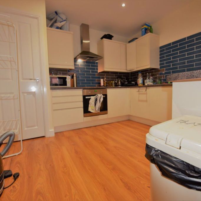 3 bedroom Flat in St Pauls Street, Leeds - Photo 1