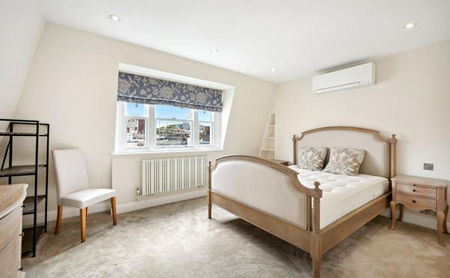 4 bedroom apartment to rent - Photo 4