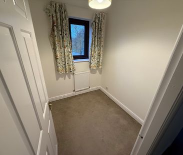 West Vale, Radcliffe - Photo 3