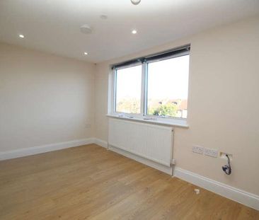 Rutland Road, Harrow, Middlesex, HA1 - Photo 2