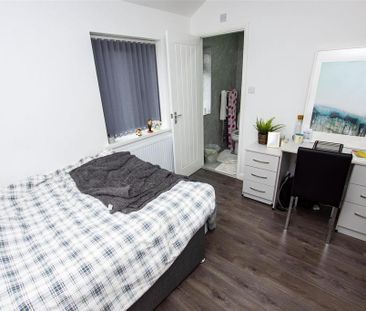 6 bedroom house to rent - Photo 3