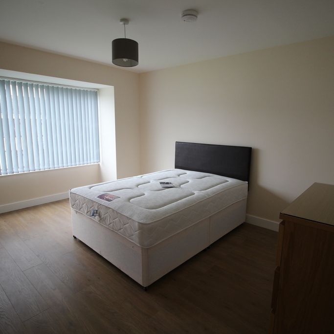 4 Bed Student Accommodation - Photo 1