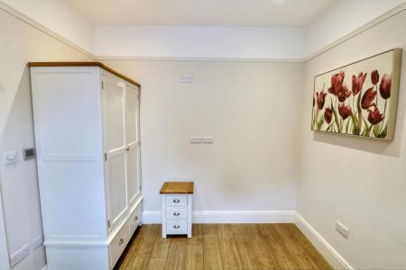 Princes Road, STOKE-ON-TRENT - Photo 4