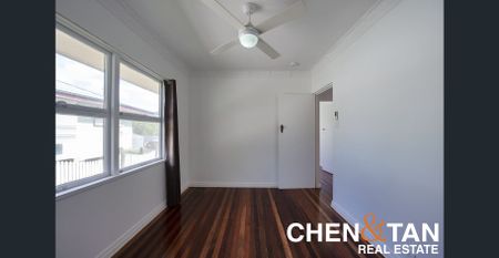 Comfortable Home with Modern Kitchen in Prime Coopers Plains - Photo 5