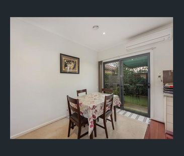 2 / 10 Albert Crescent, St Albans - Photo 2