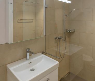 2.5 Zimmer, 65 m², 1. Stock - Foto 4