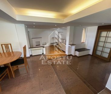 Casa de inchiriat, 4 dormitoare, 3 bai, garaj, curte, zona Lipovei. - Fotografie 1