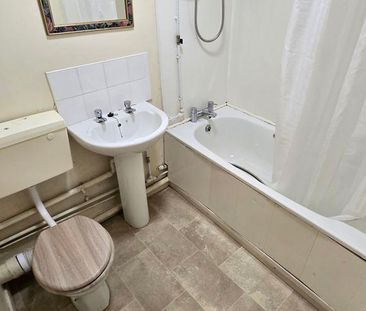 1 bed studio flat to rent in SR2 - Photo 1