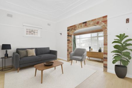 Spacious home in the heart of Maroubra - Photo 5