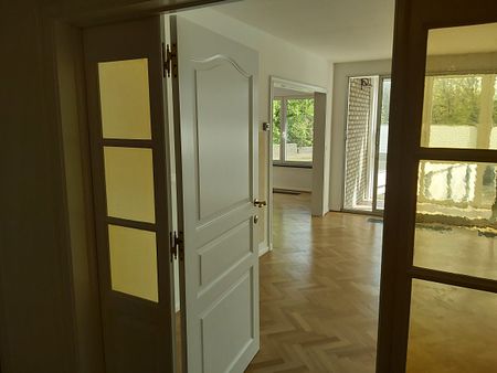 Top renoviertes Appartement mit verglastem Balkon und Möglichkeit einer Terrassennutzung - Foto 5