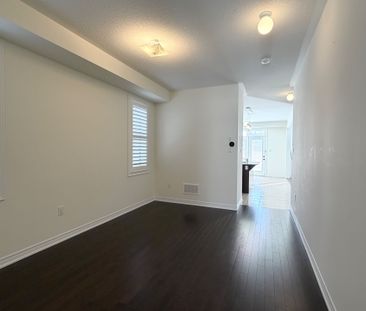 For Lease - 111 Markview Road Unit# Upper, Whitchurch-Stouffville, ... - Photo 1