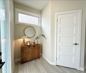 For Lease - 961 Manhattan Way Unit# 961, London North, Ontario - Photo 2