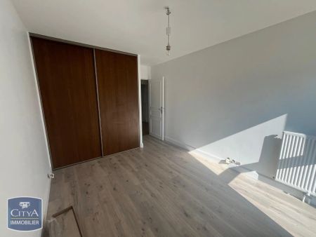 Appartement à louer 4 pièces 91.76m² - Photo 3