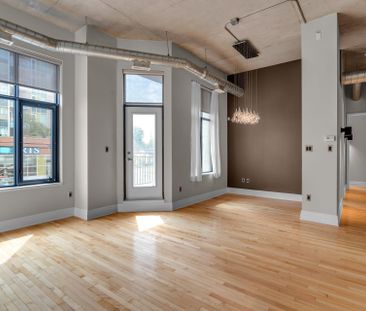 For Lease - 420 Berkley Avenue Unit# 206, Carlingwood - Westboro an... - Photo 1