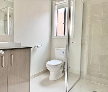 46 Dajarra Avenue, Wyndham Vale, Vic 3024 - Photo 5