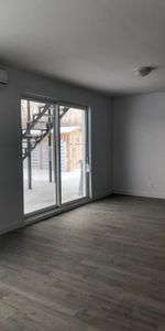 Logement 5 1/2 disponible maintenant - Photo 3