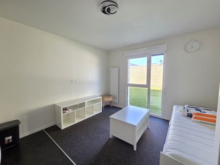 Location Appartement 1 pièce 22m² TROYES 10000 - Photo 2