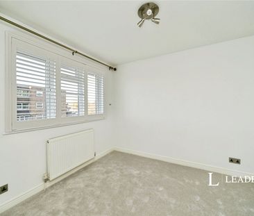 3 bedroom semi detached to rent Egmont Road, Walton-on-Thames, Surr... - Photo 5