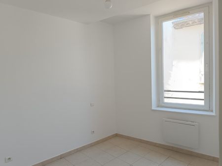 Location Appartement 3 pièces 43m² NARBONNE 11100 - Photo 3