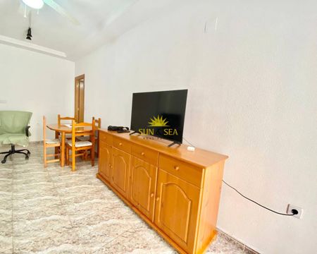 2 BEDROOM APARTMENT - TORREVIEJA - Photo 4