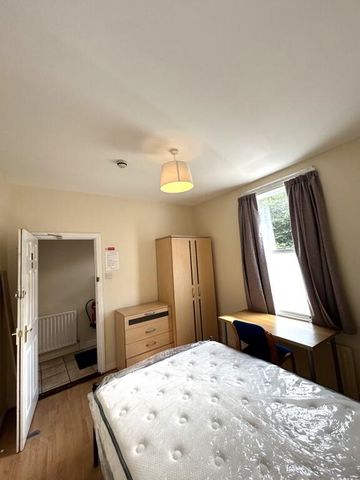 29 Malone Place, Off Lisburn Road, Belfast, BT12 5FD - Photo 3