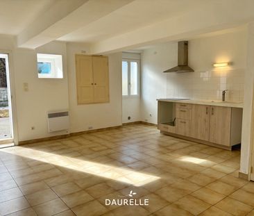 Location Appartement 2 pièces 39m² CHATEAURENARD 13160 - Photo 5
