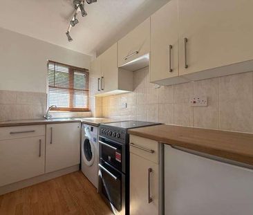 Tudor Close, Hatfield, AL10 - Photo 5