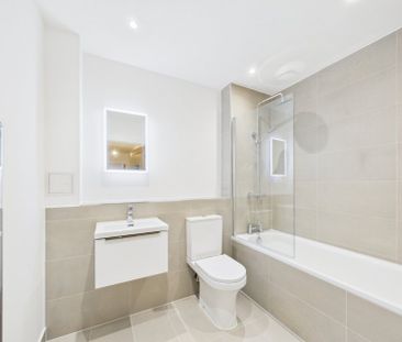 The Causeway, Staines-upon-Thames, Surrey,TW18 - Photo 5